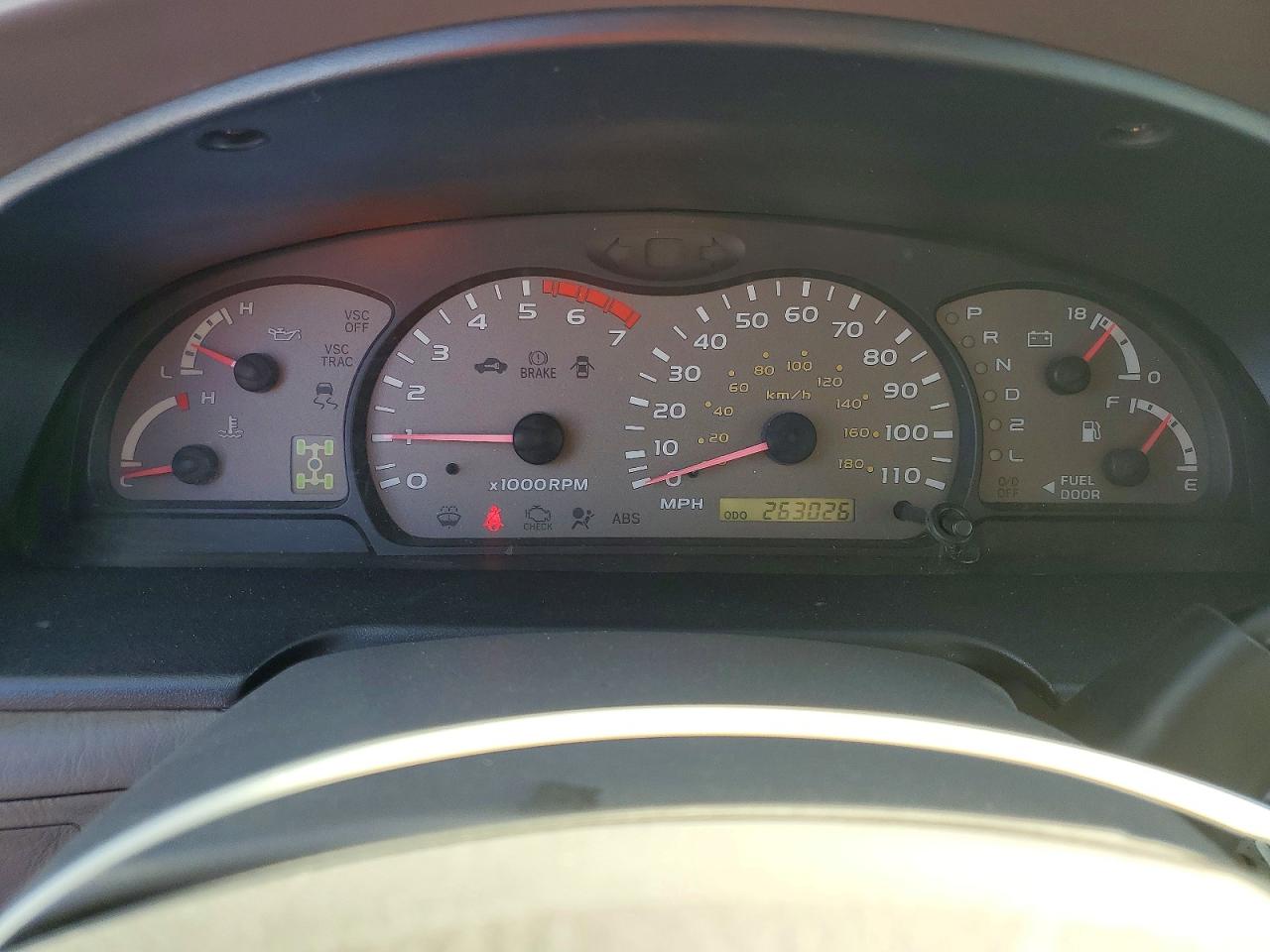 2002 TOYOTA SEQUOIA