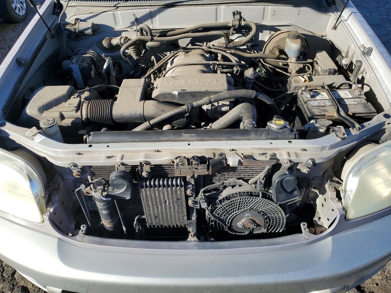 2002 TOYOTA SEQUOIA