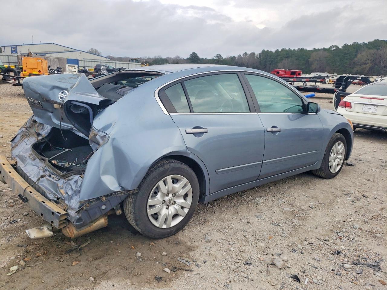2012 NISSAN ALTIMA