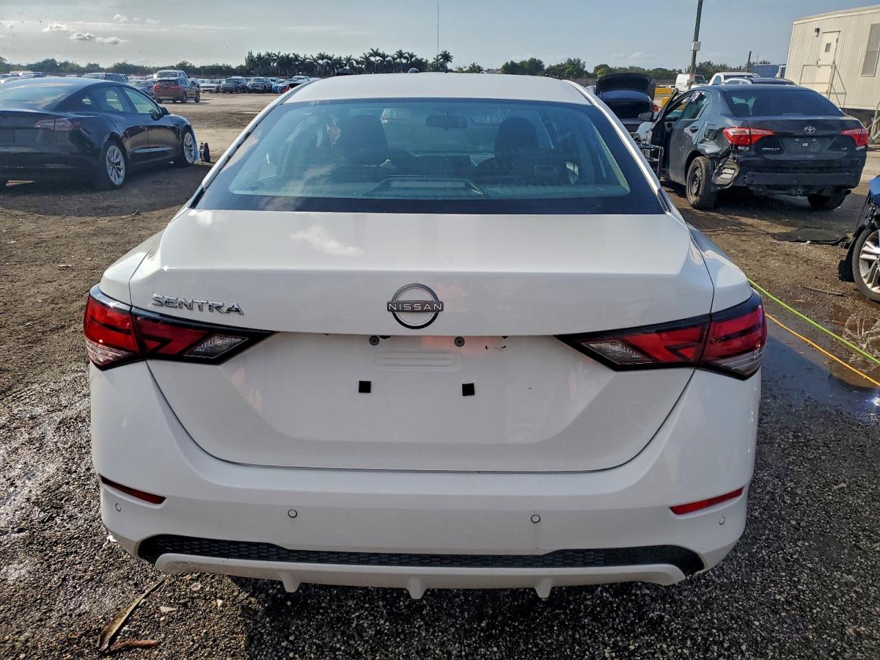 2024 NISSAN SENTRA