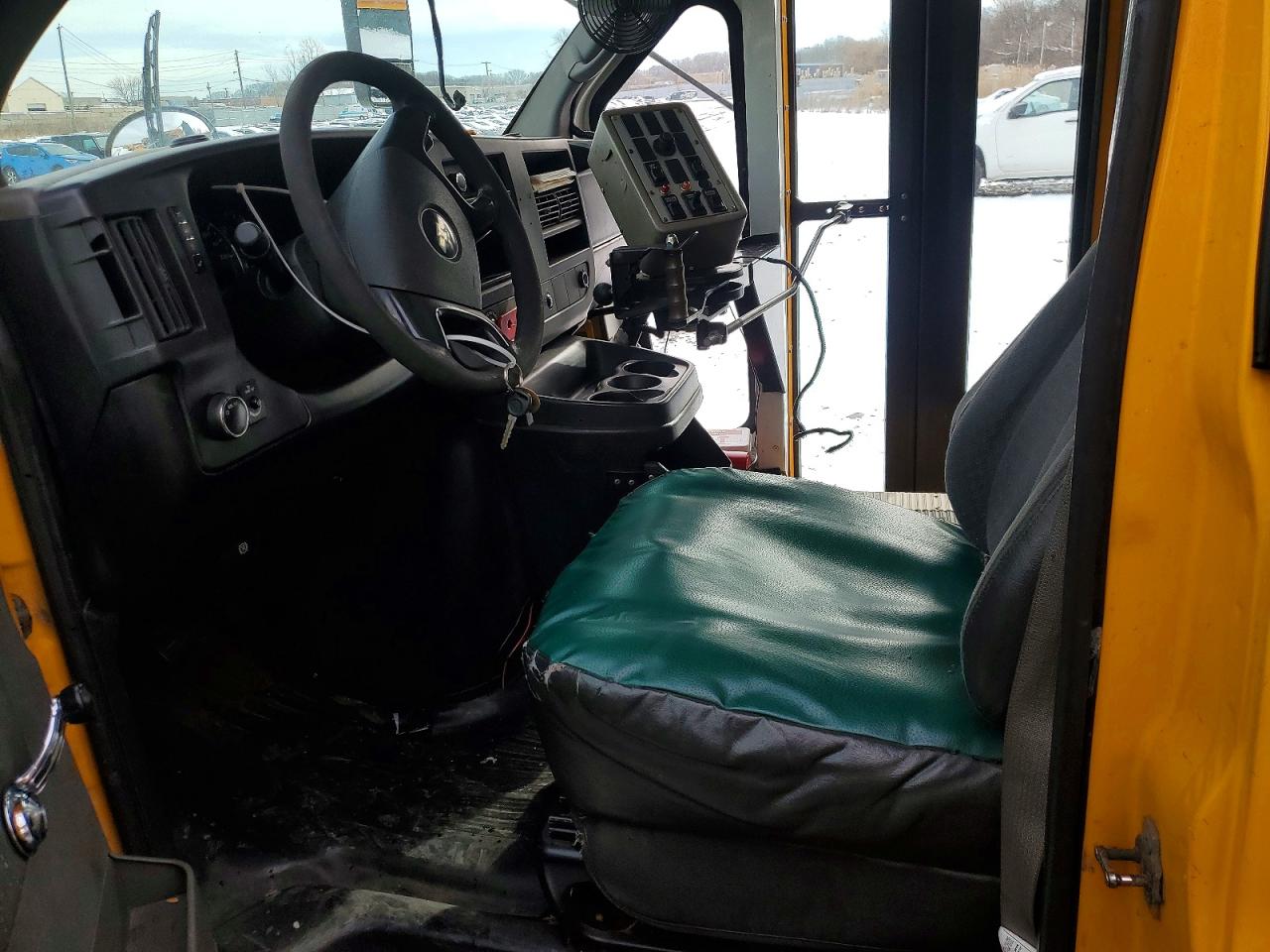 2009 CHEV EXPRESS