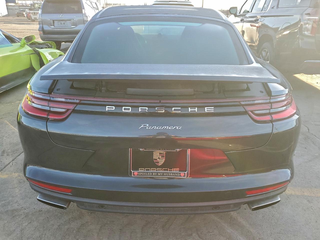 2017 PORSCHE PANAMERA