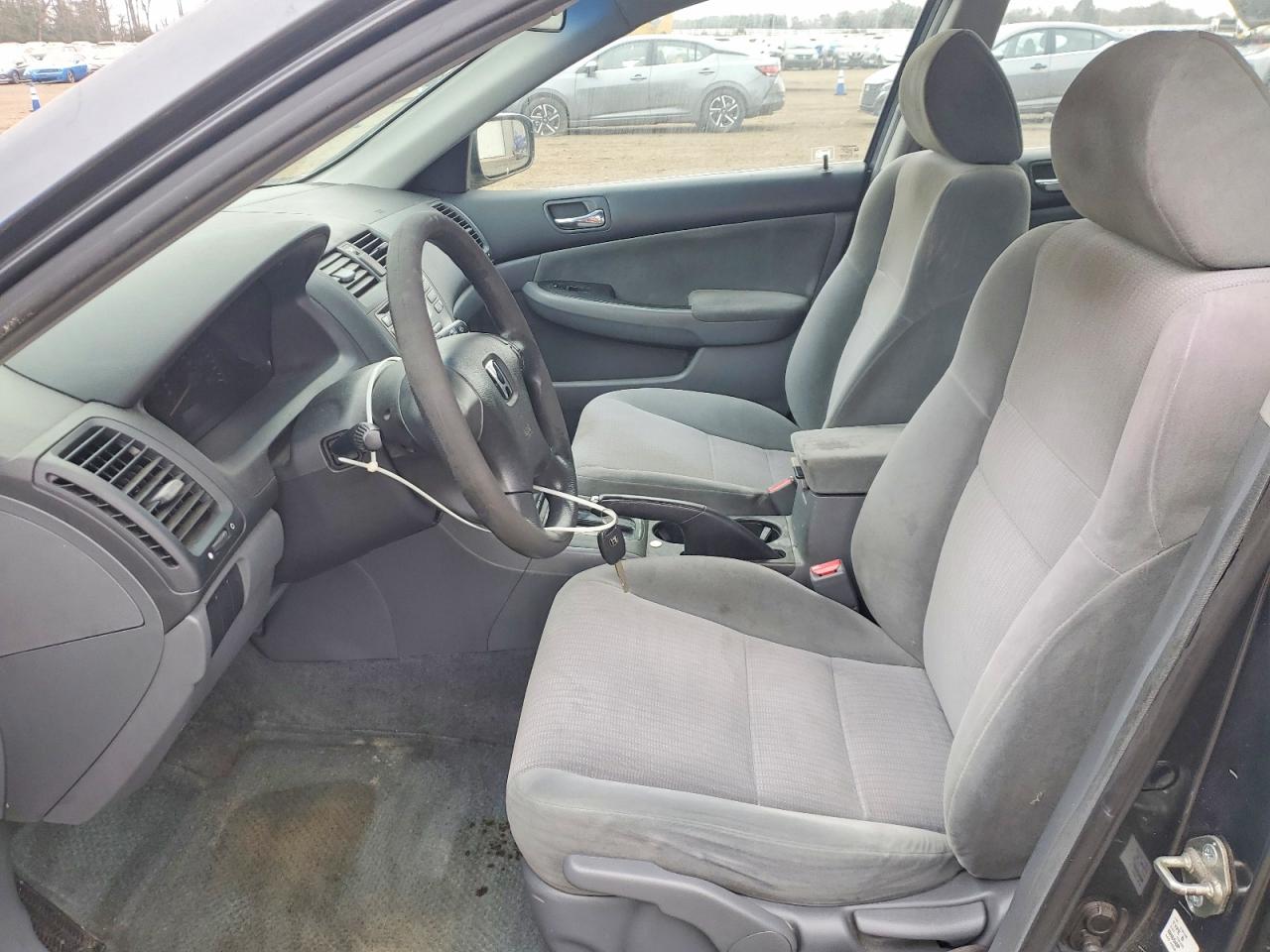 2004 HONDA ACCORD