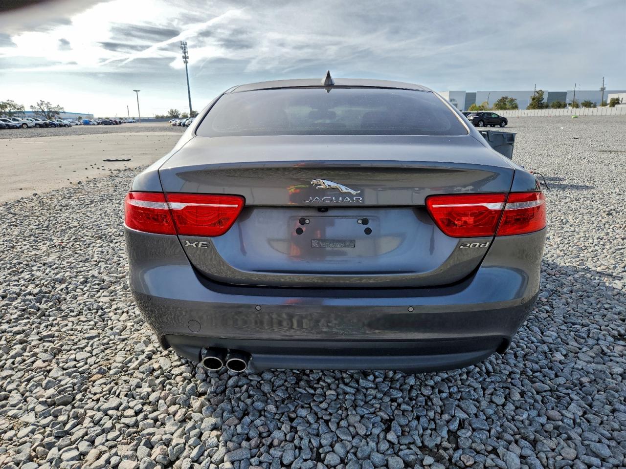 2017 JAGUAR XE