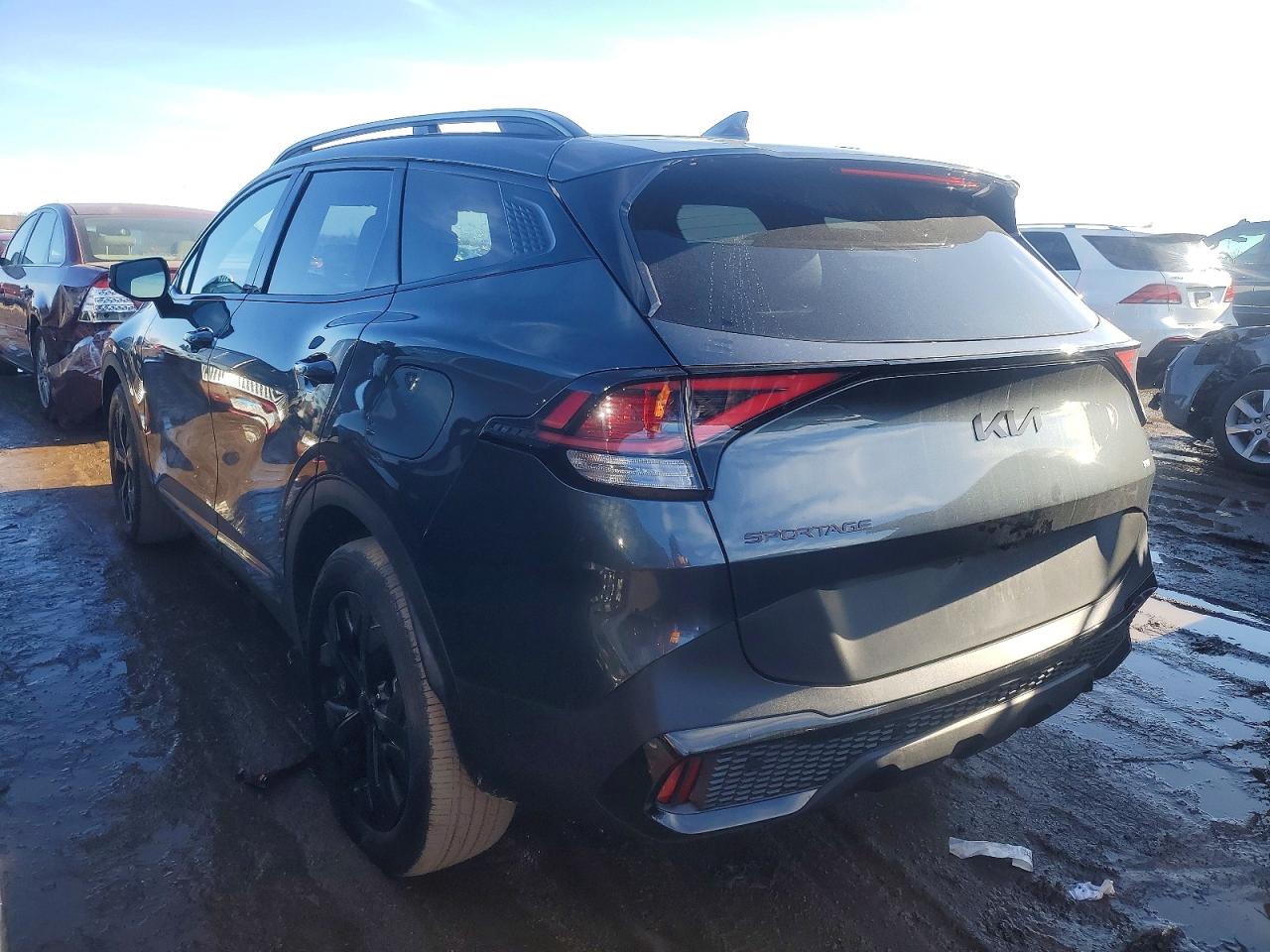 2025 KIA SPORTAGE X