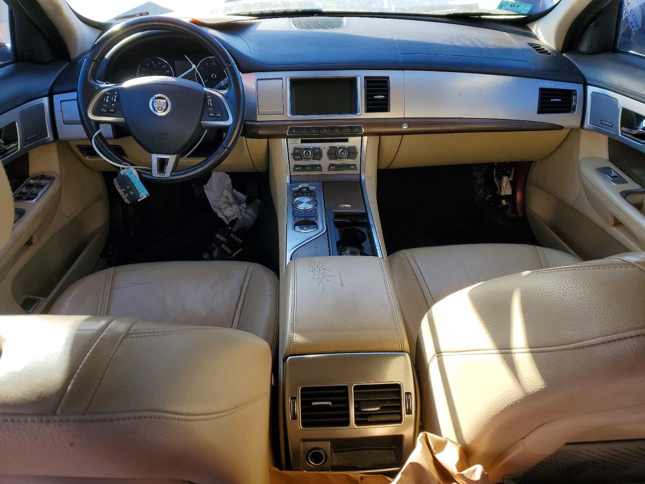 2013 JAGUAR XF