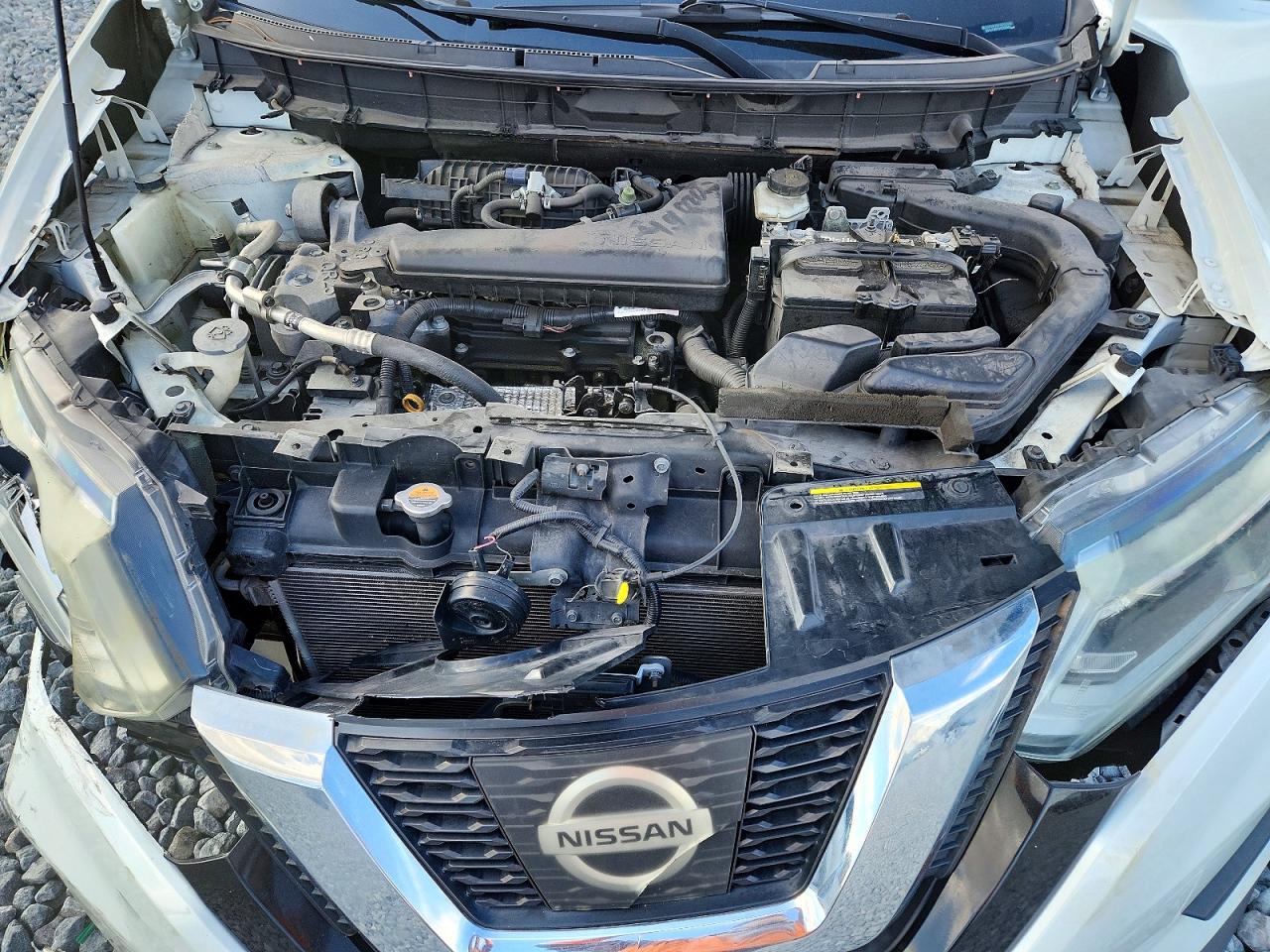 2017 NISSAN ROGUE