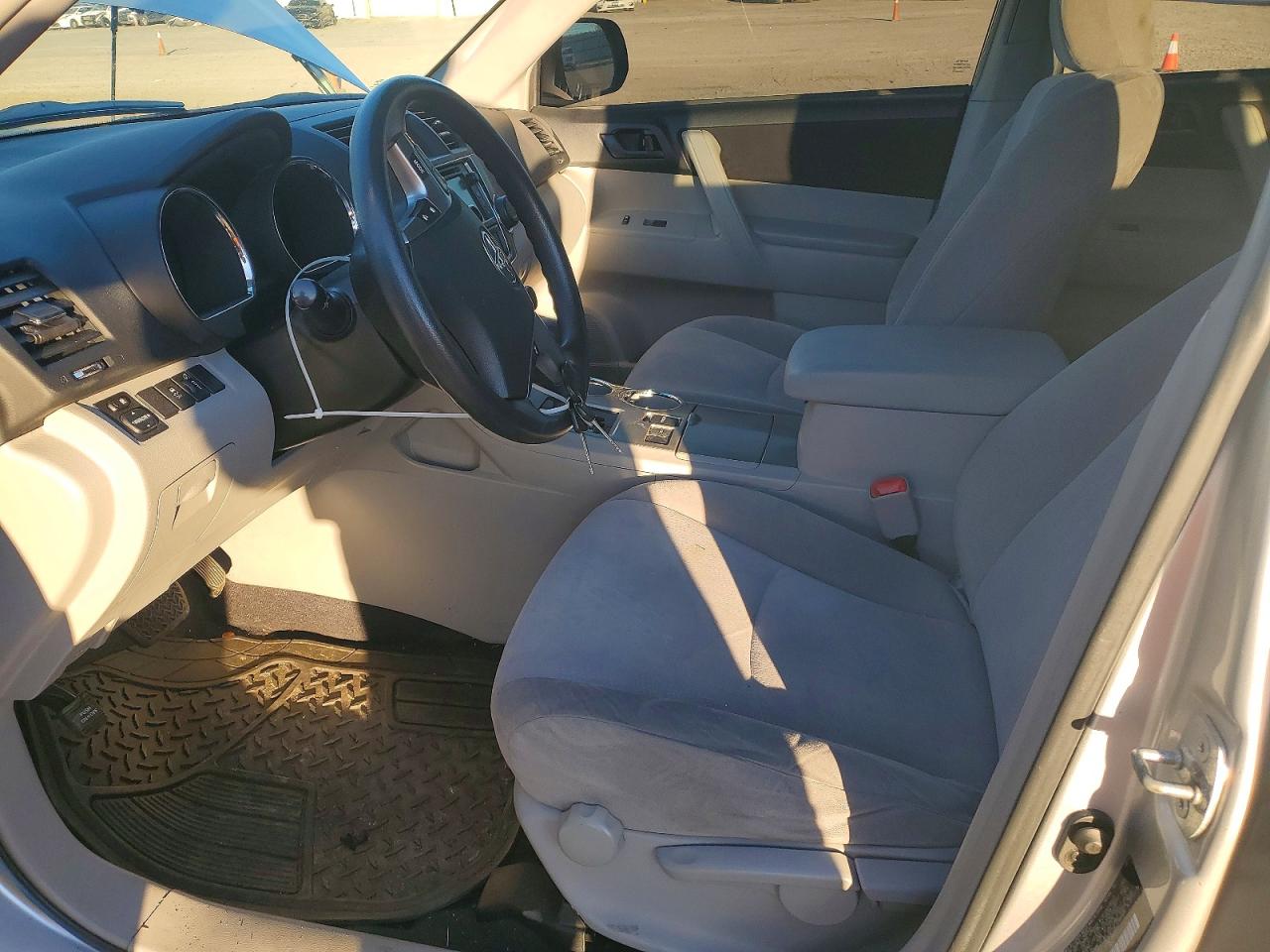2013 TOYOTA HIGHLANDER
