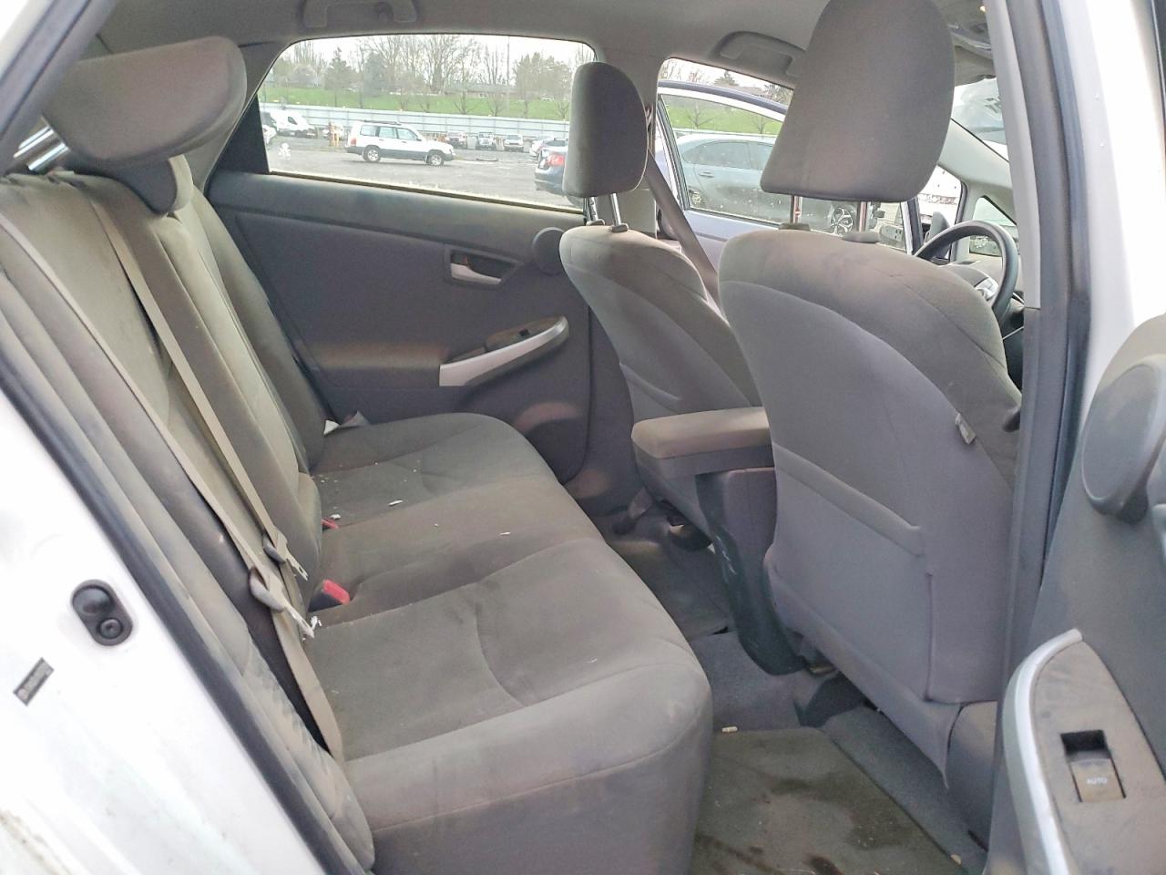 2011 TOYOTA PRIUS