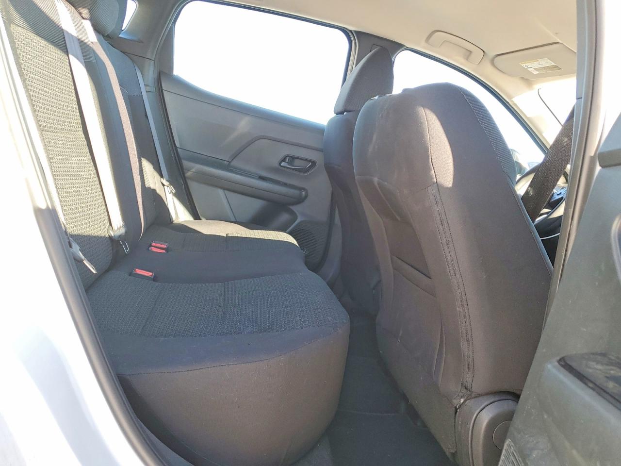 2025 NISSAN KICKS