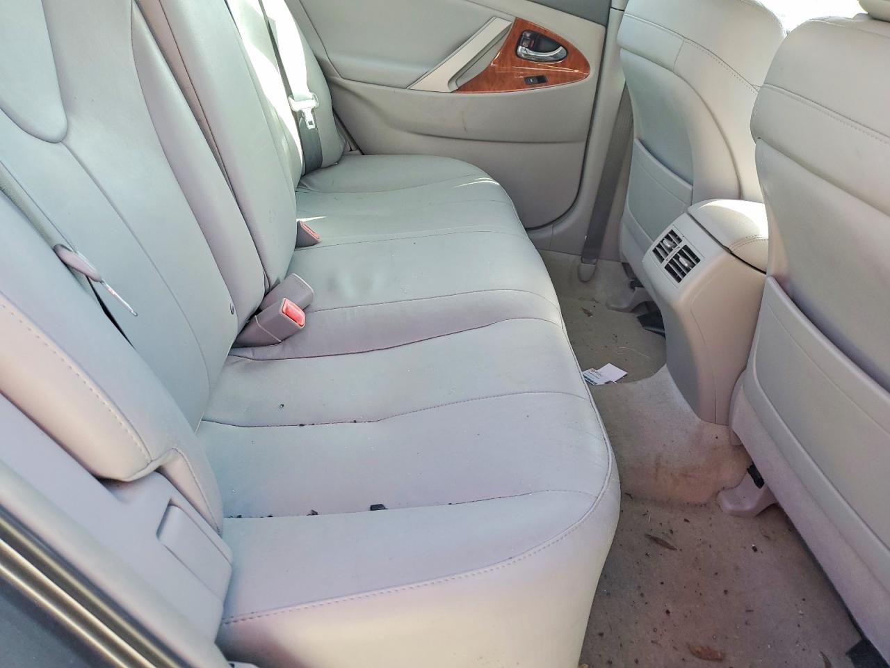 2011 TOYOTA CAMRY