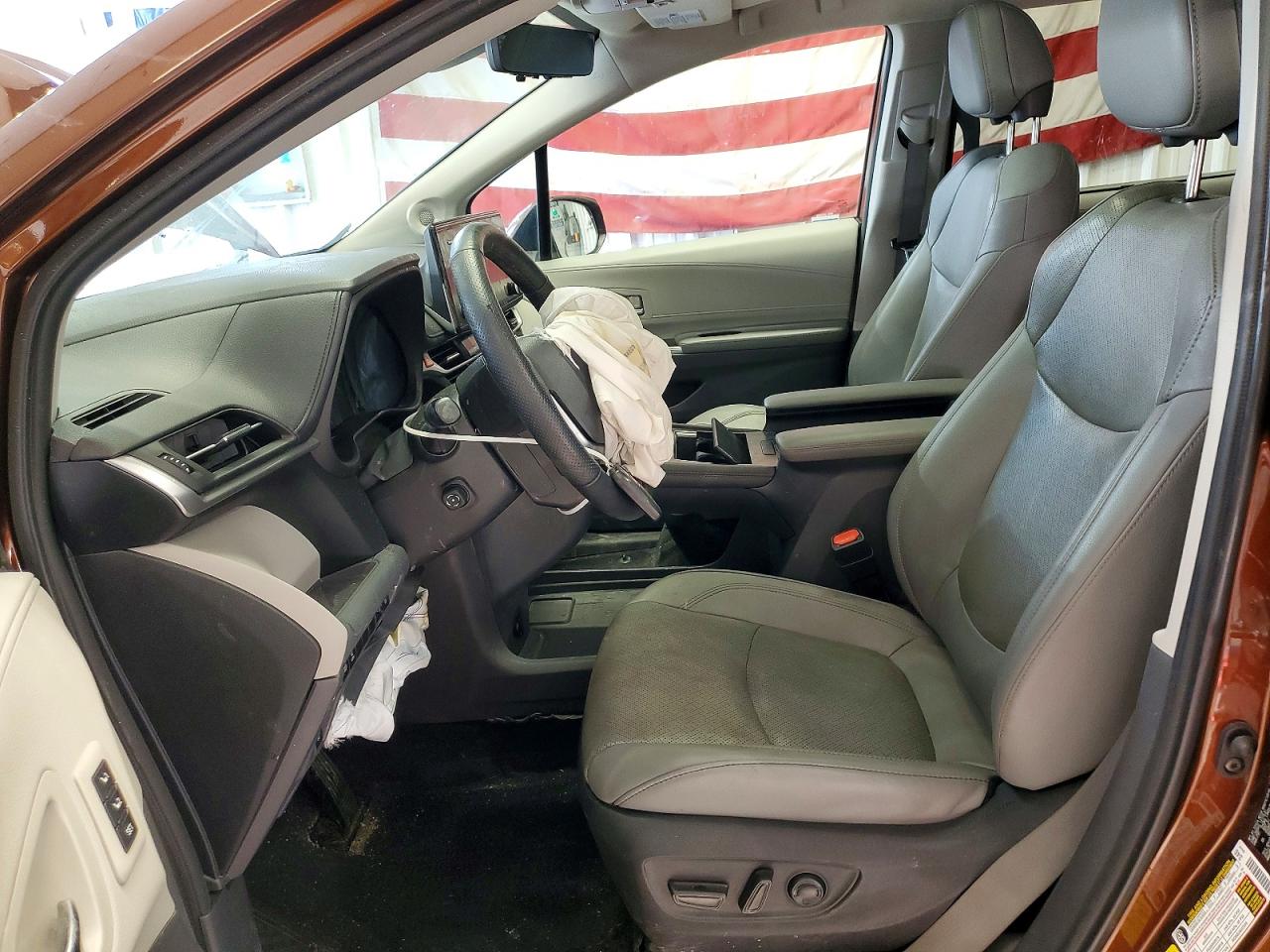 2022 TOYOTA SIENNA