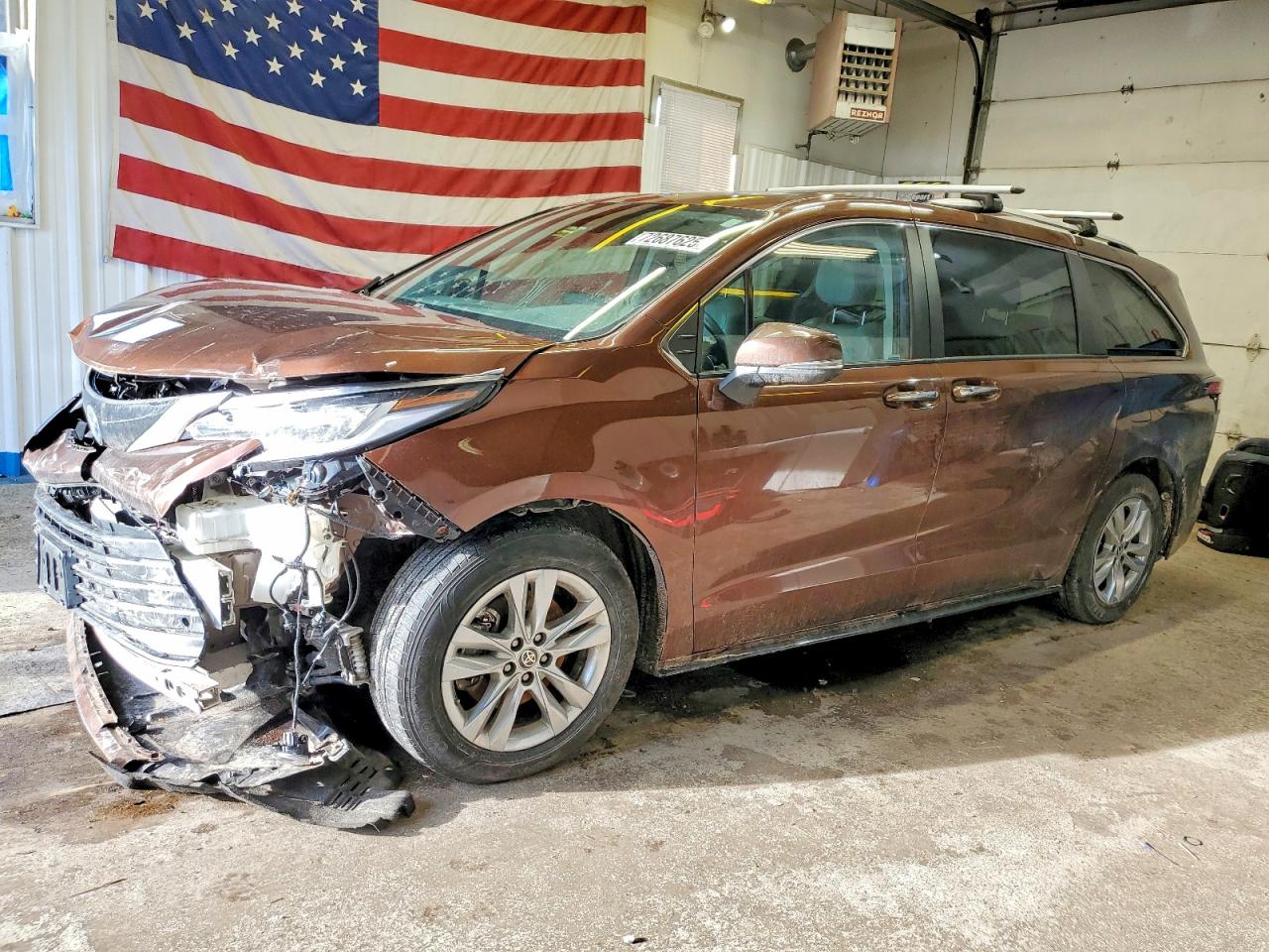 2022 TOYOTA SIENNA