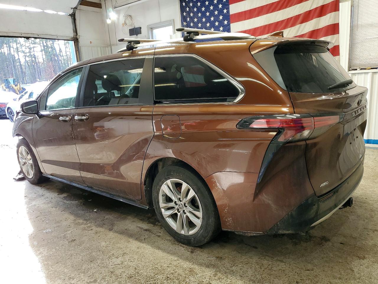 2022 TOYOTA SIENNA
