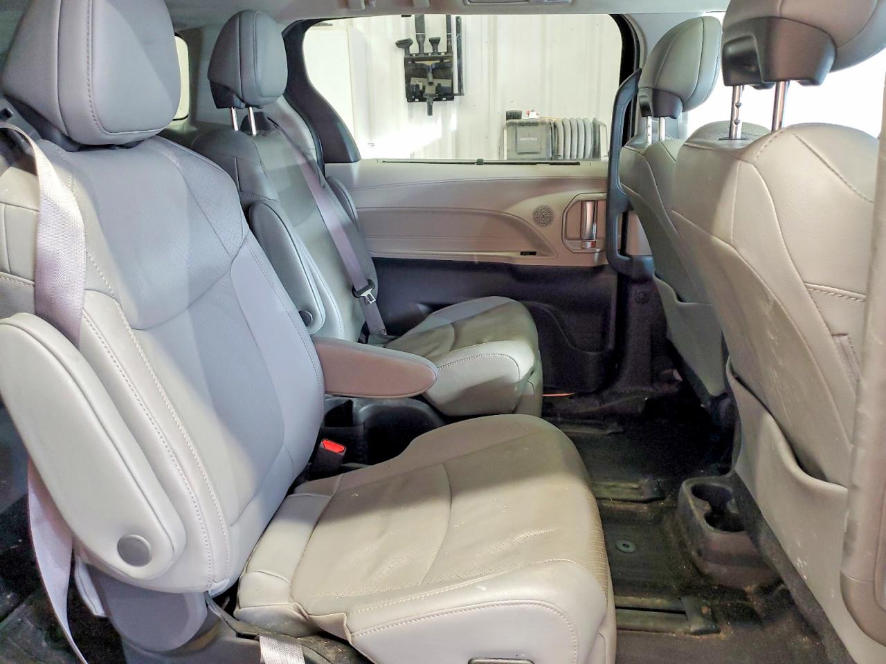 2022 TOYOTA SIENNA