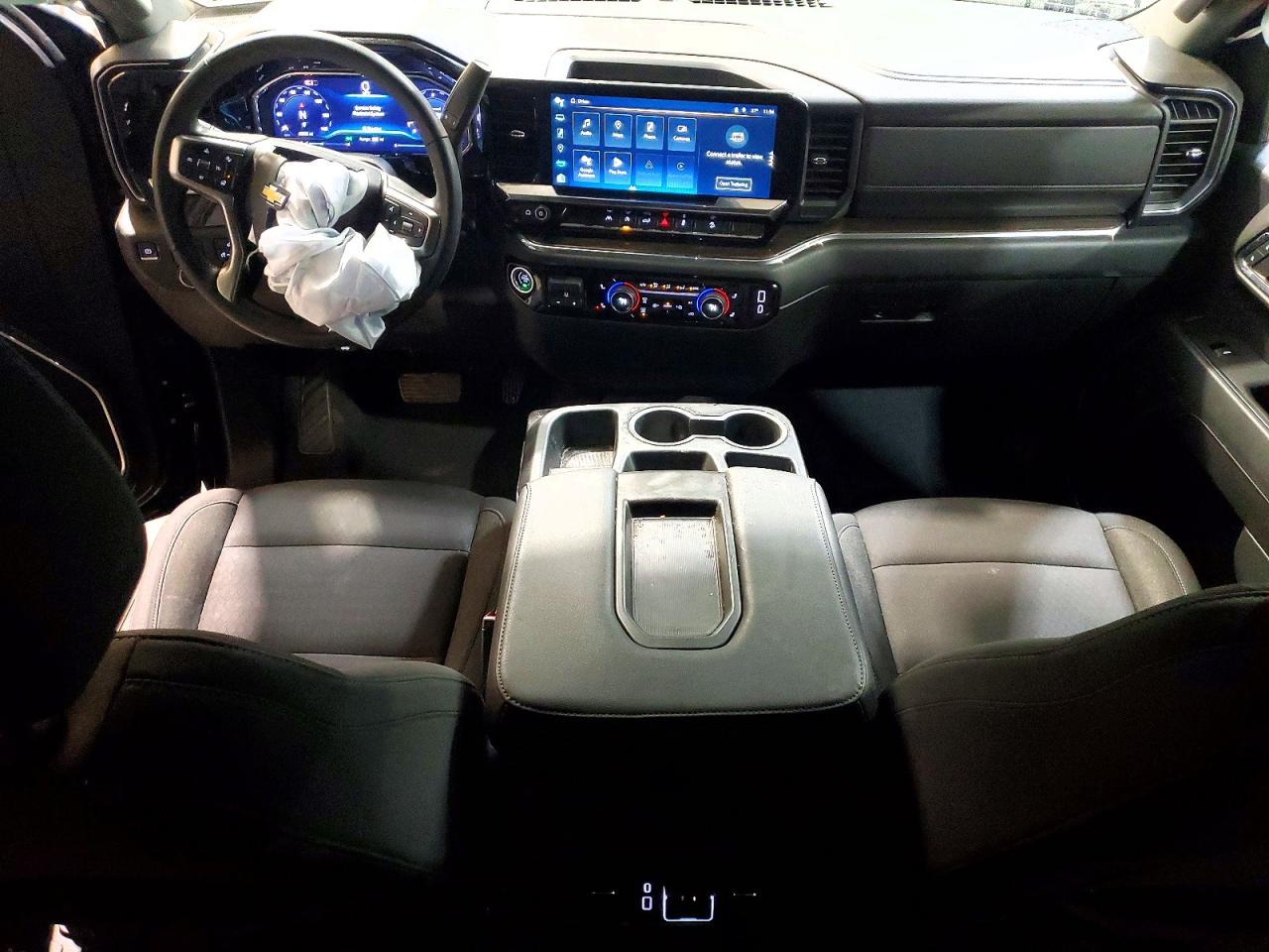 2024 CHEVROLET SILVERADO