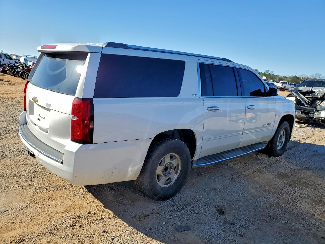 2015 CHEVROLET SUBURBAN