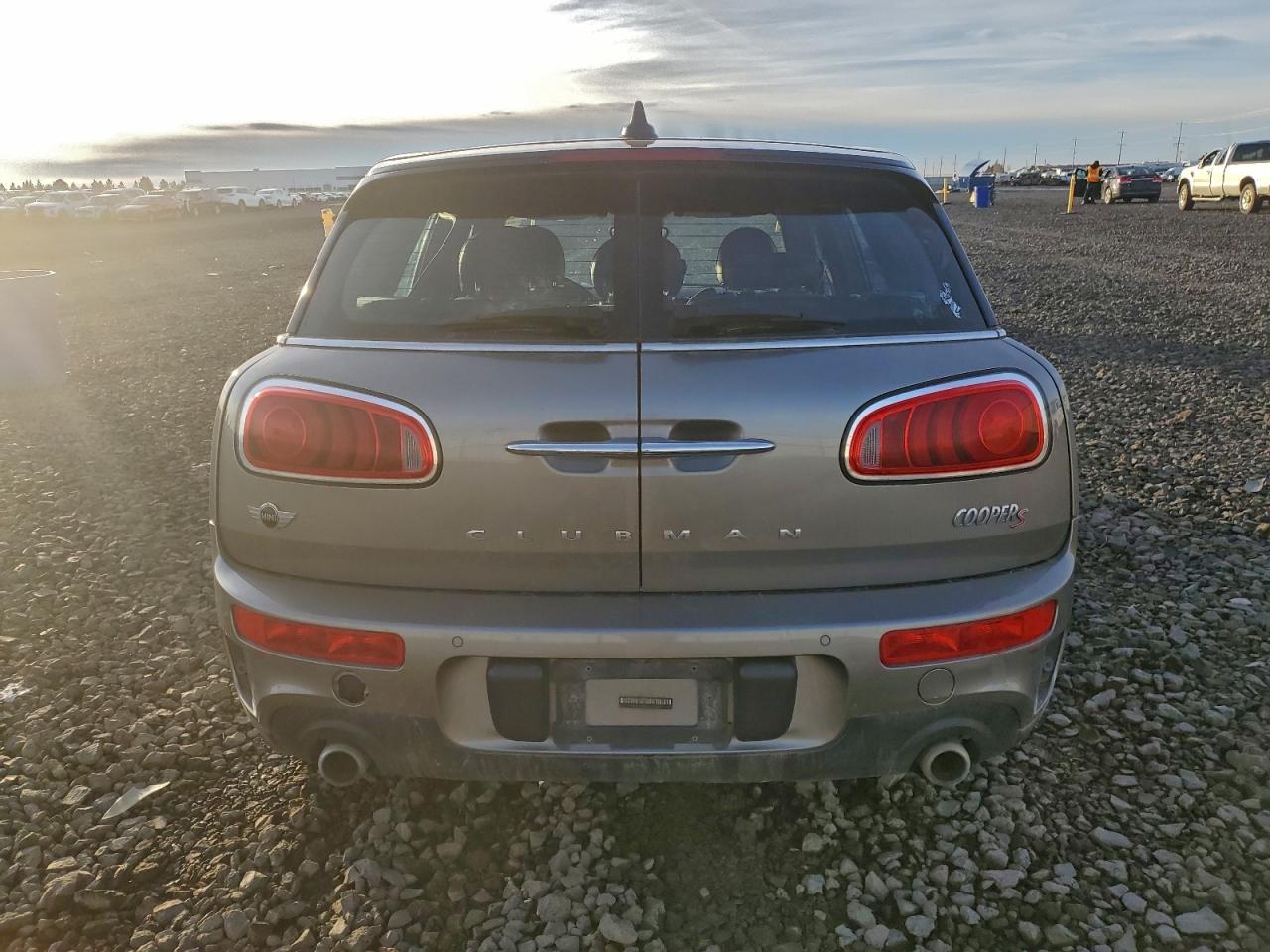 2018 MINI COOPER