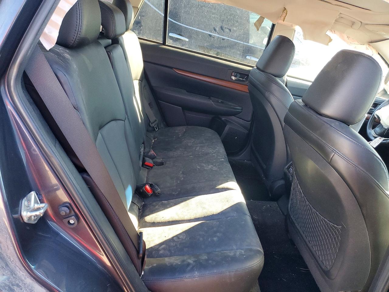 2013 SUBARU OUTBACK