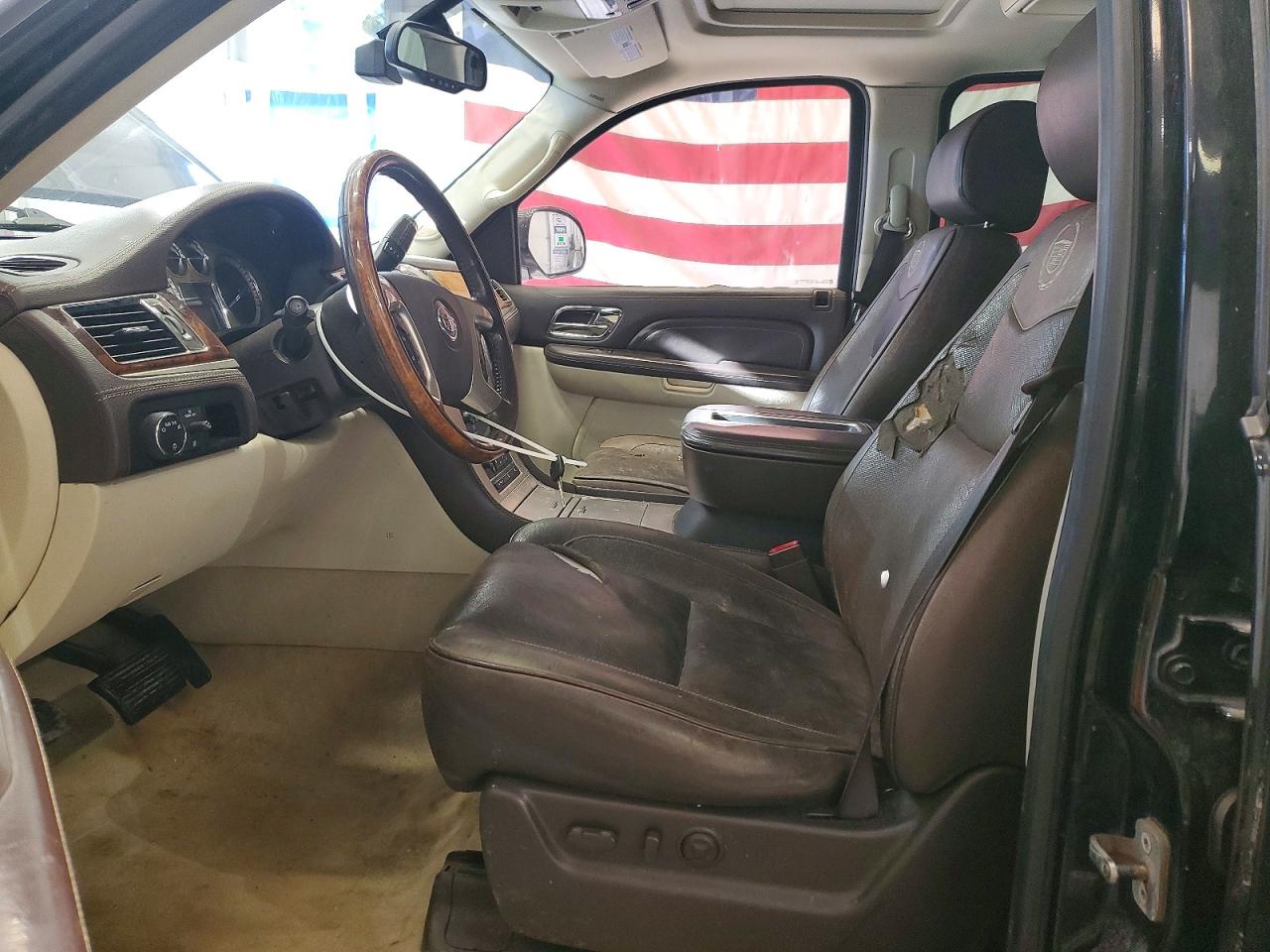 2008 CADILLAC ESCALADE