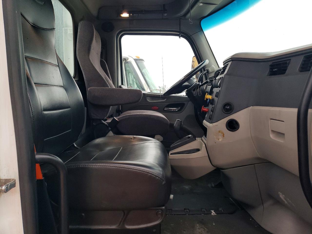2018 PETERBILT TRACTOR ALL MODELS