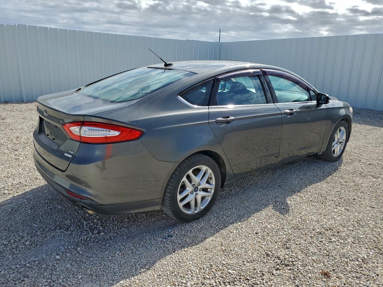 2016 FORD FUSION