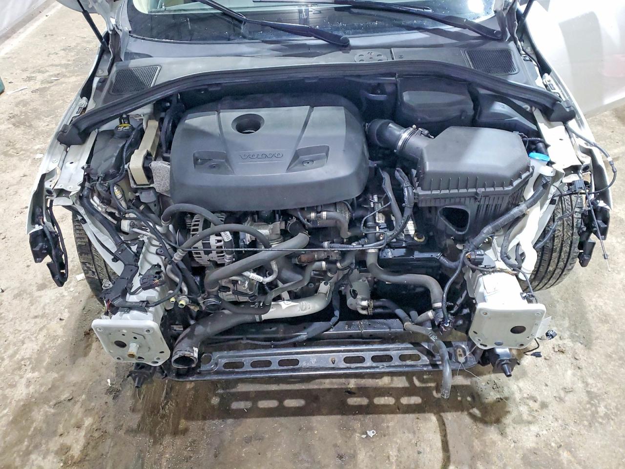 2018 VOLVO S60