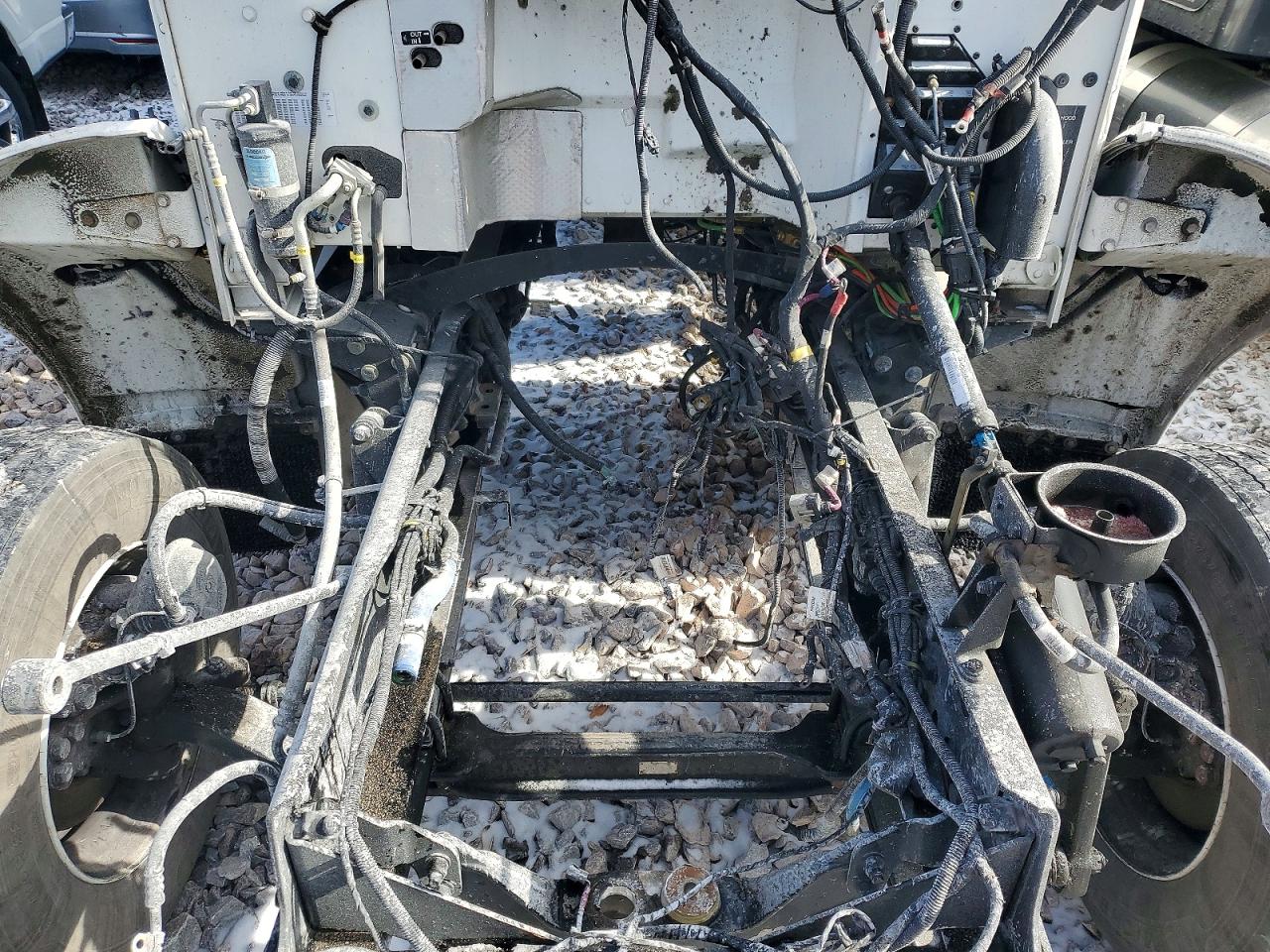 2019 PETERBILT 348