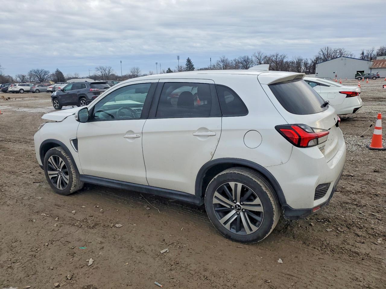 2020 MITSUBISHI OUTLANDER