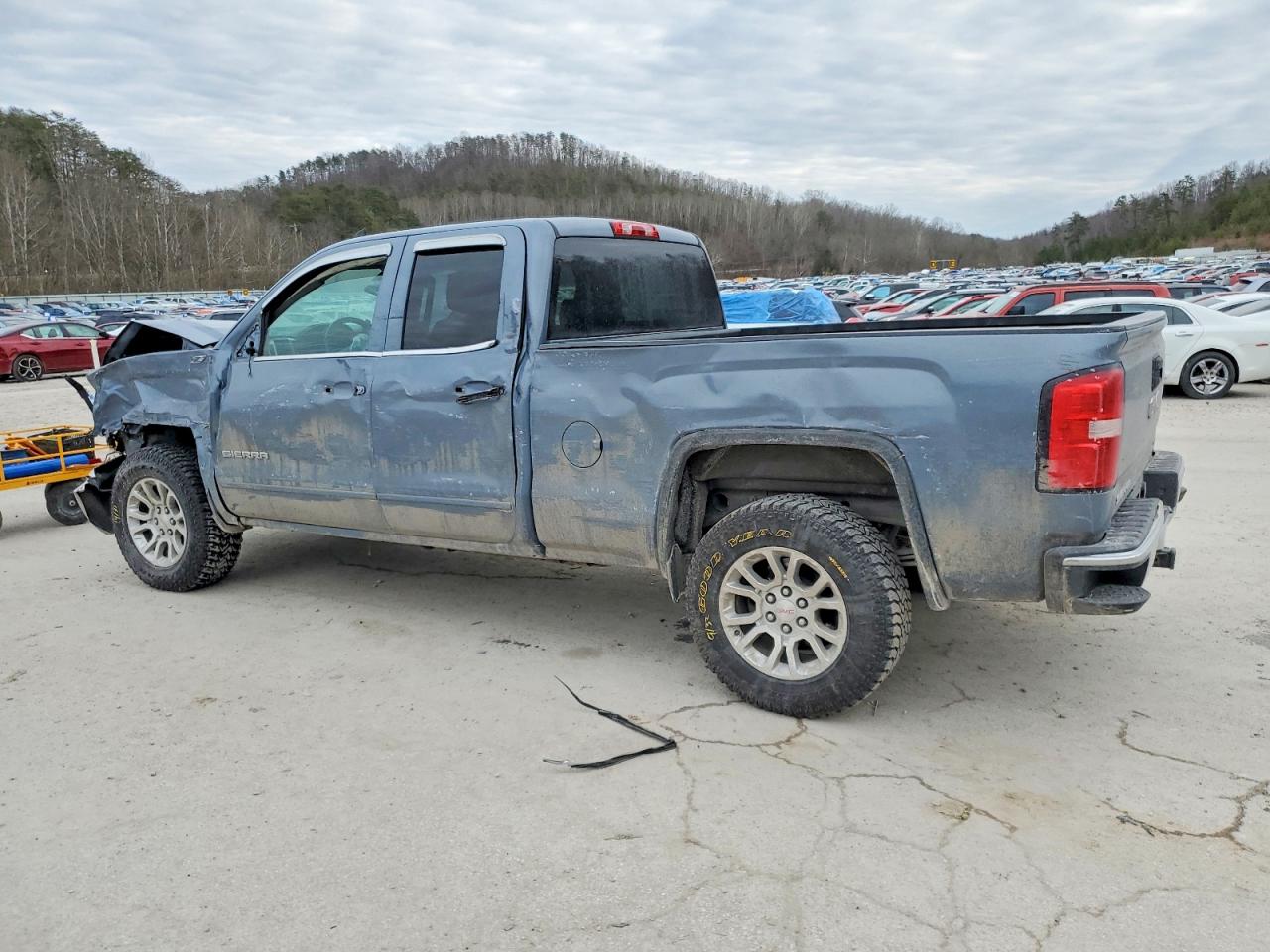 2015 GMC SIERRA