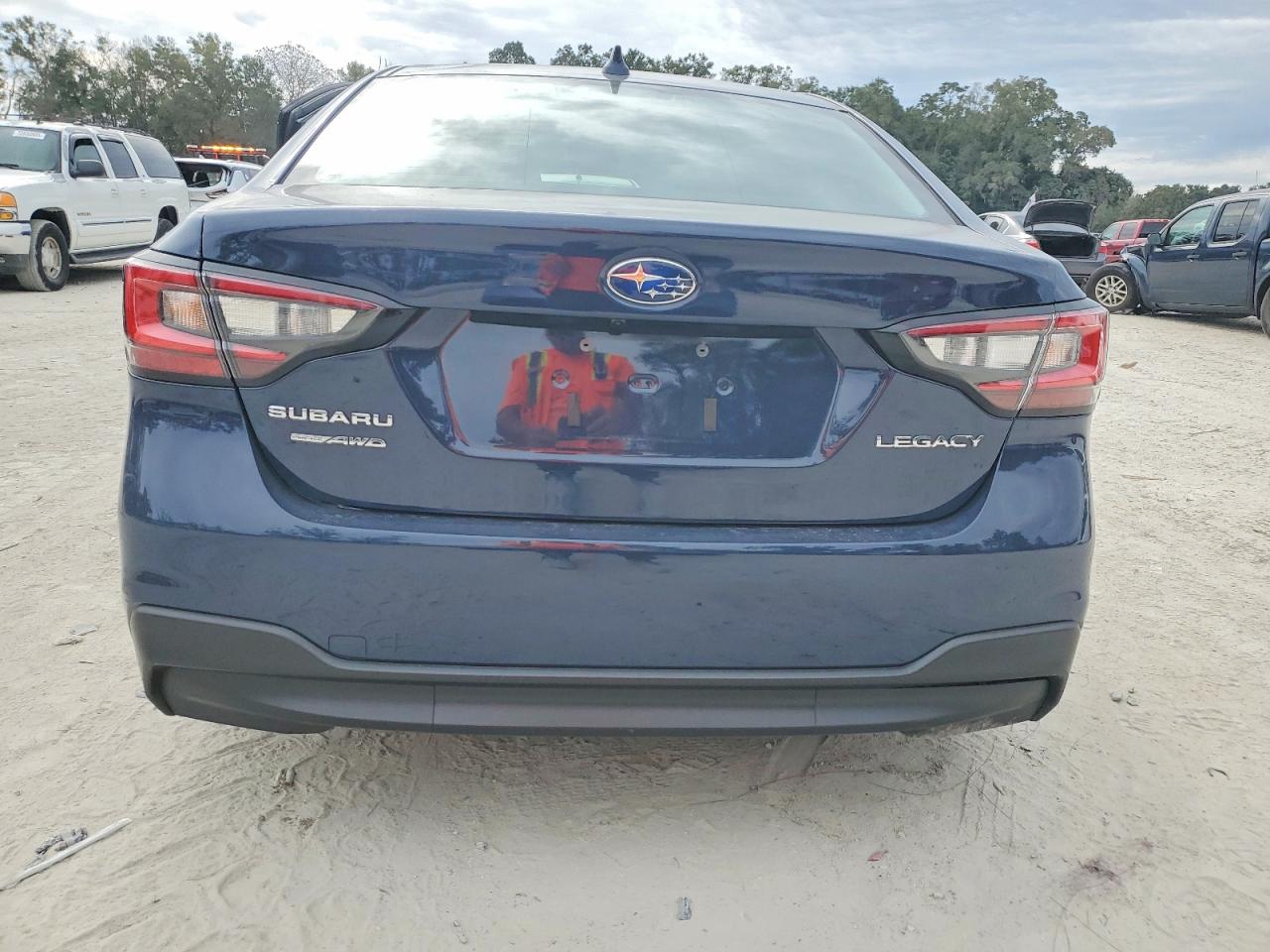 2025 SUBARU LEGACY