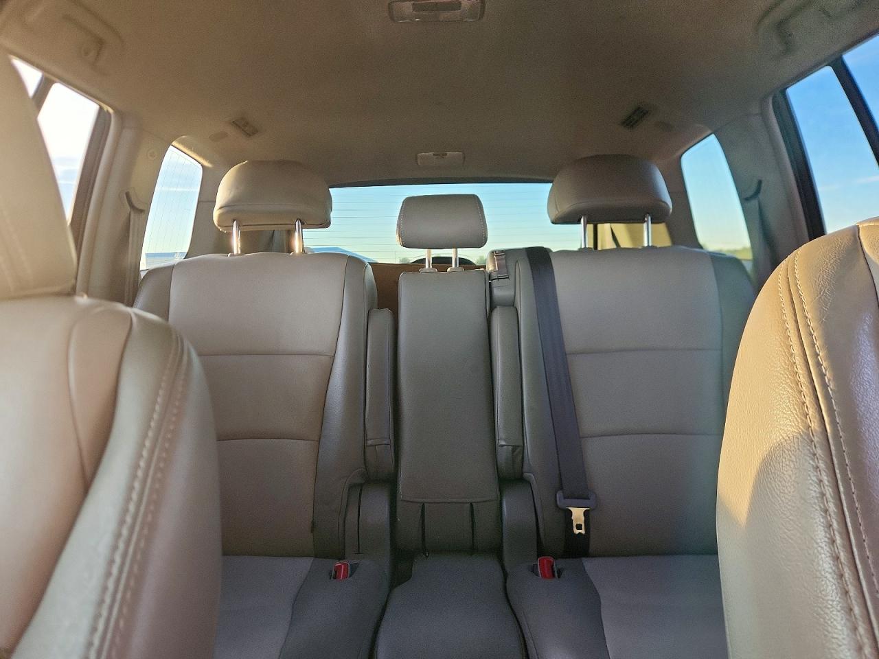 2013 TOYOTA HIGHLANDER
