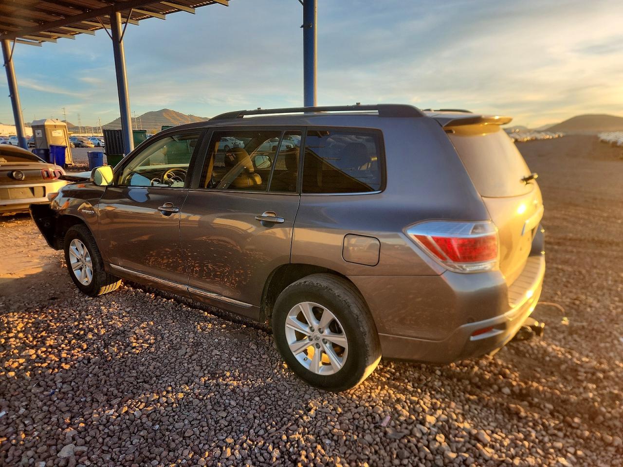 2013 TOYOTA HIGHLANDER
