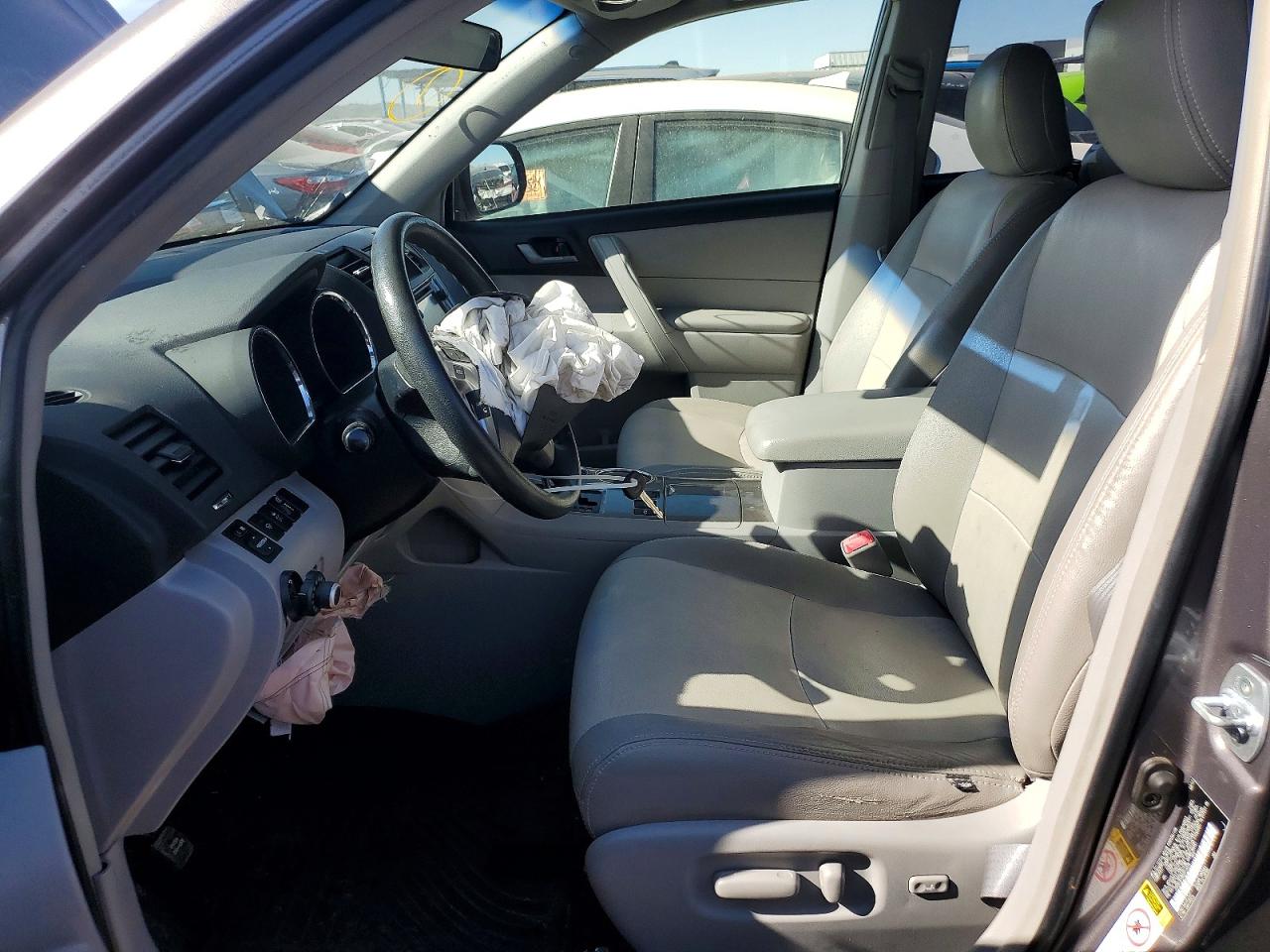 2013 TOYOTA HIGHLANDER