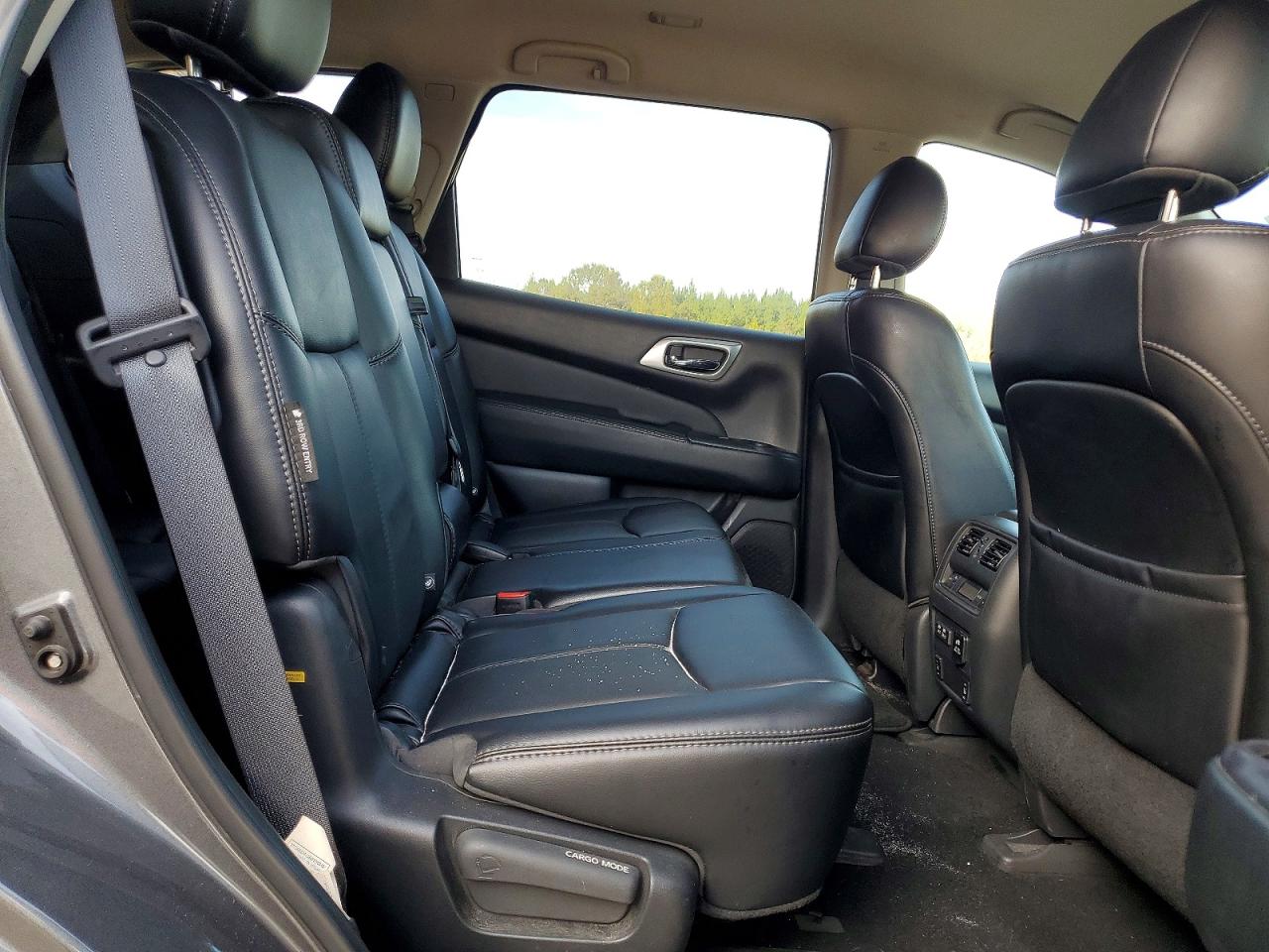2019 NISSAN PATHFINDER