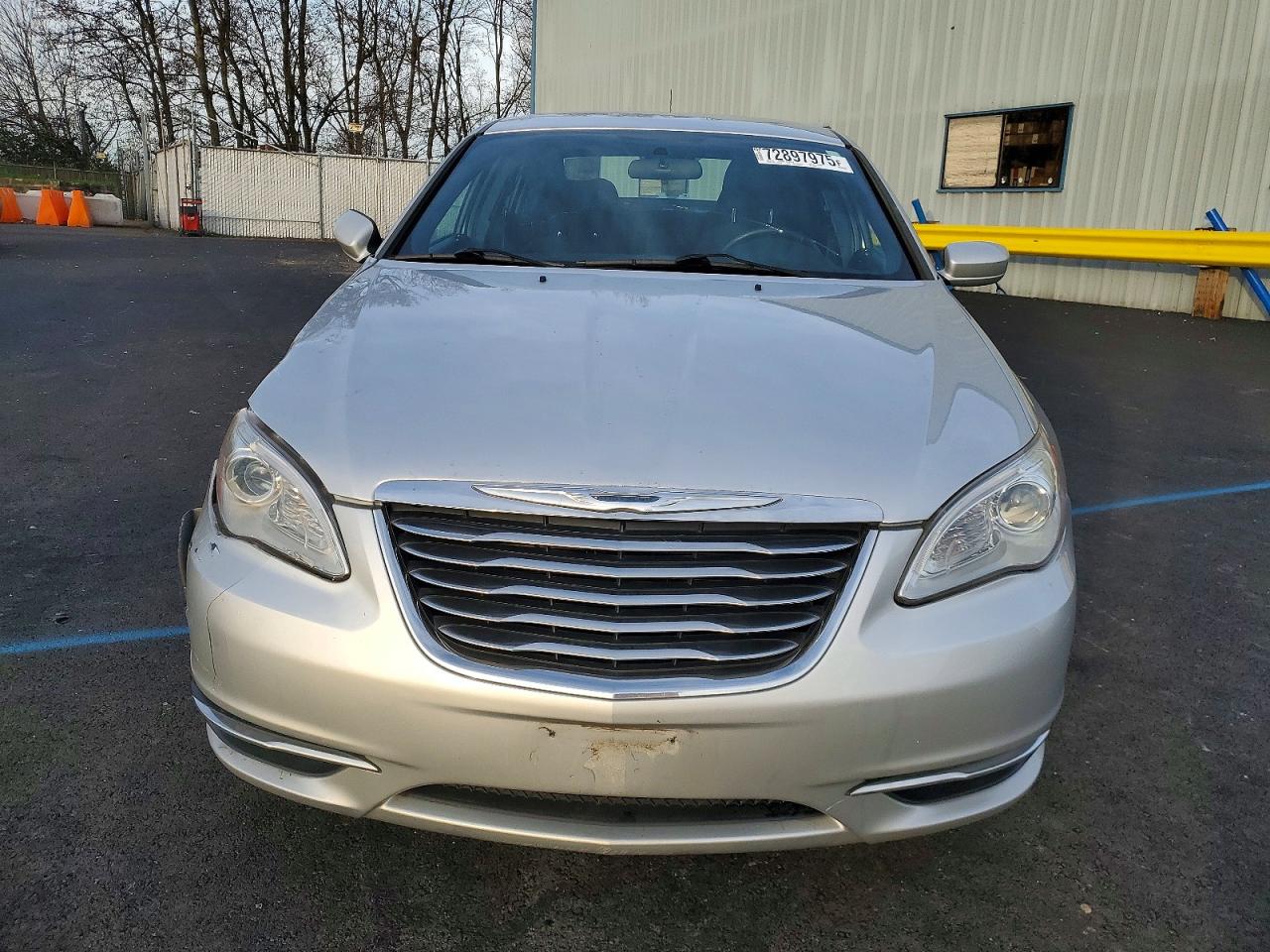 2011 CHRYSLER 200