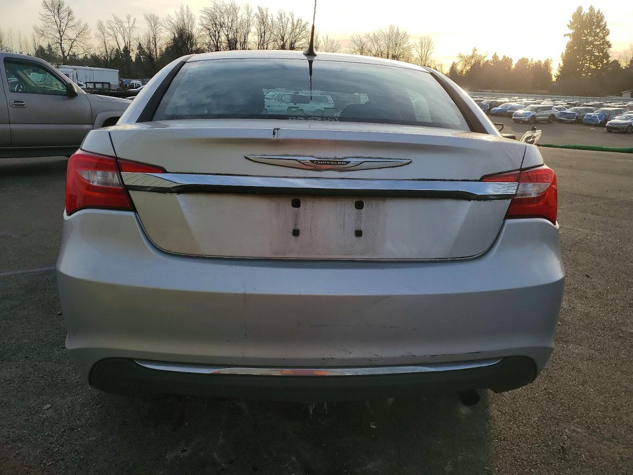 2011 CHRYSLER 200