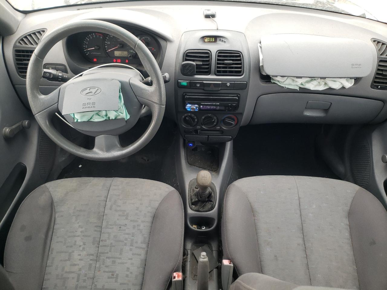 2005 HYUNDAI ACCENT