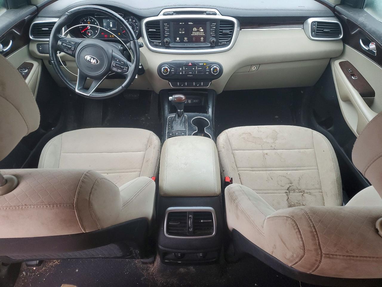 2017 KIA SORENTO