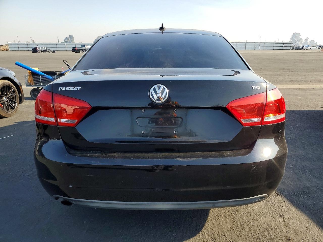 2015 VOLKSWAGEN PASSAT
