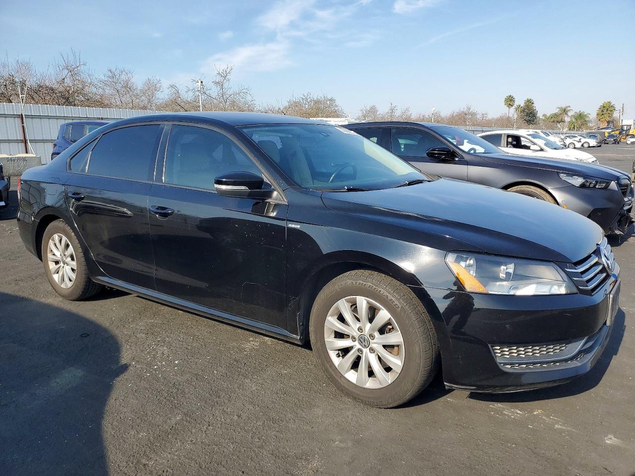 2015 VOLKSWAGEN PASSAT
