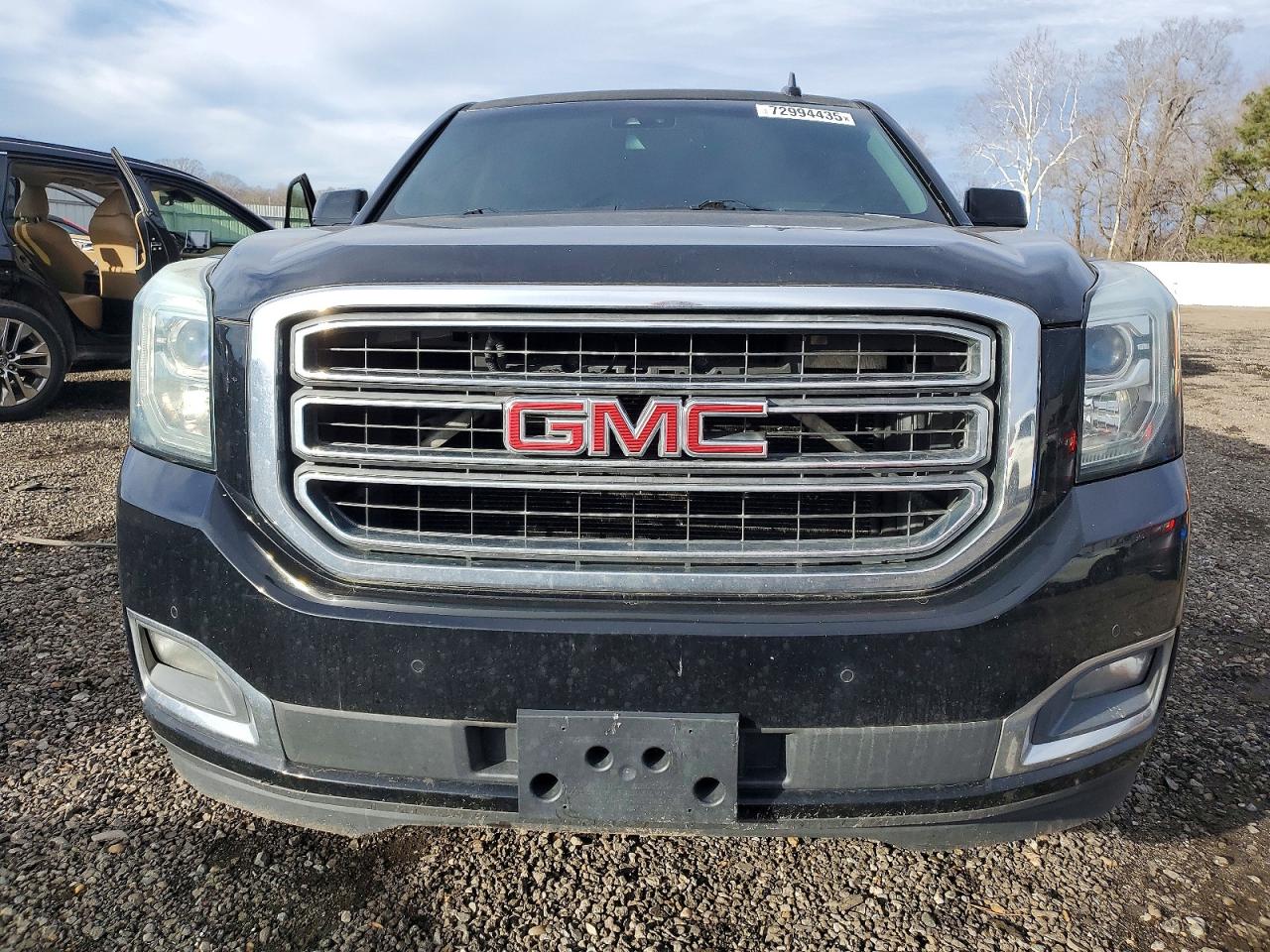 2016 GMC YUKON
