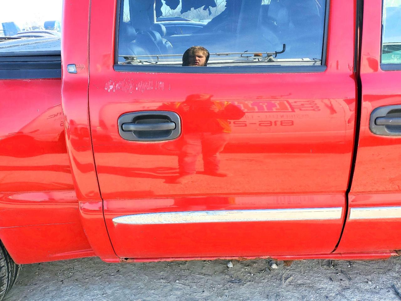 2005 GMC SIERRA