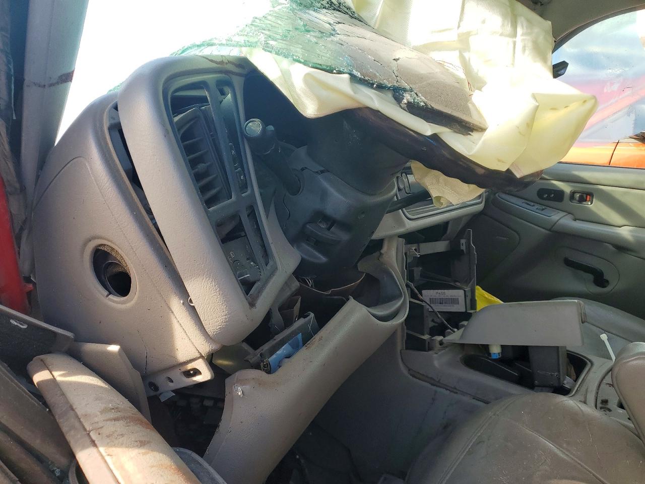 2005 GMC SIERRA