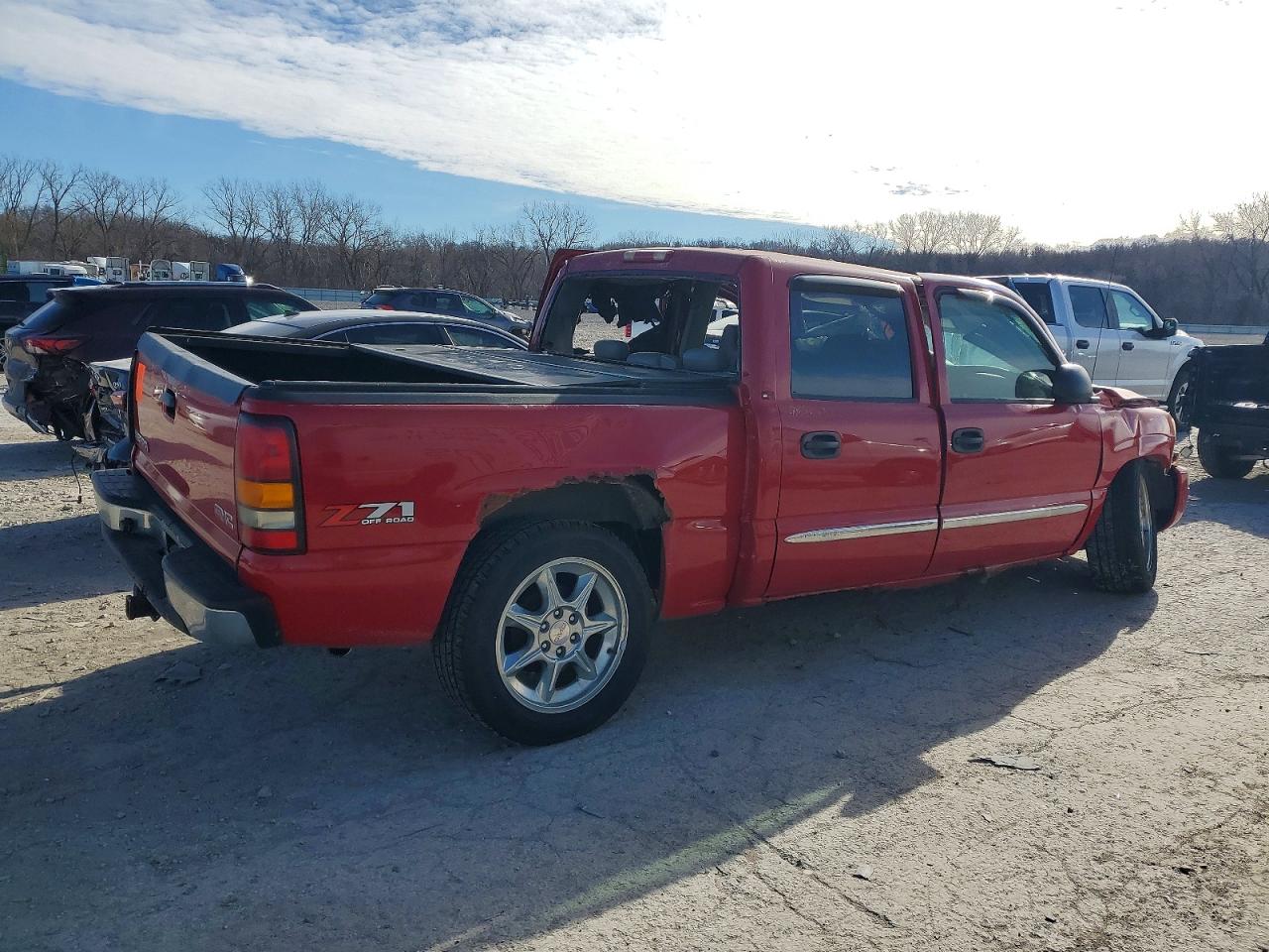 2005 GMC SIERRA