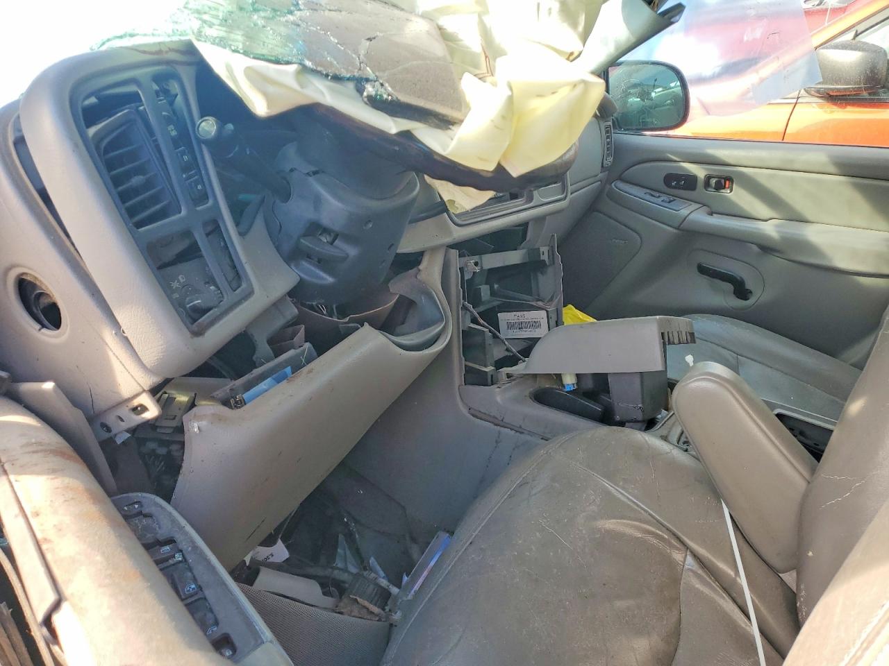 2005 GMC SIERRA