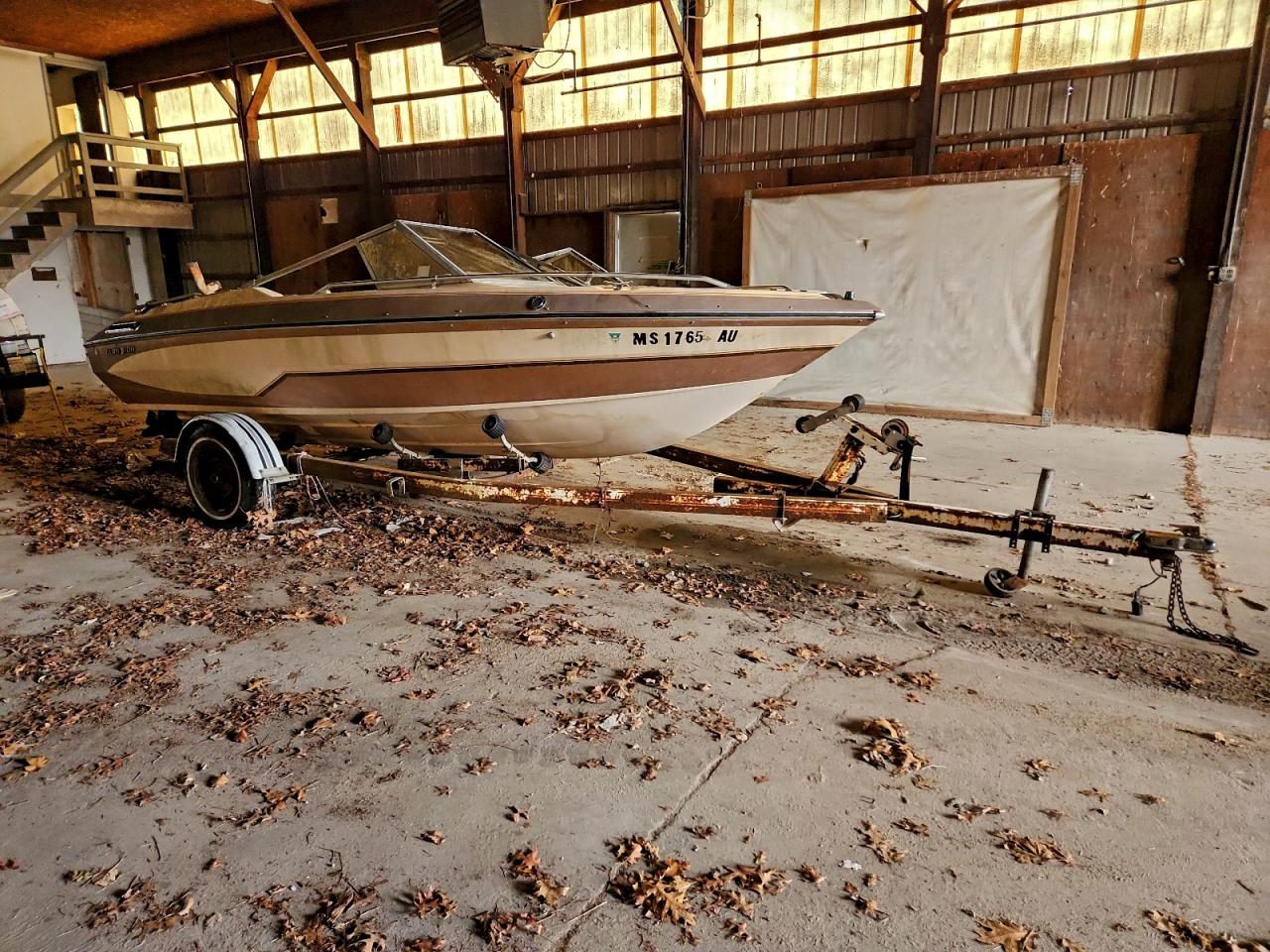 1981 GLASTRON BOAT