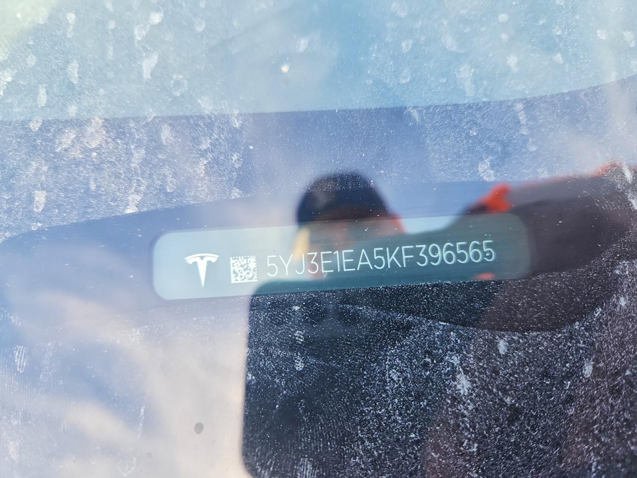 2019 TESLA MODEL 3
