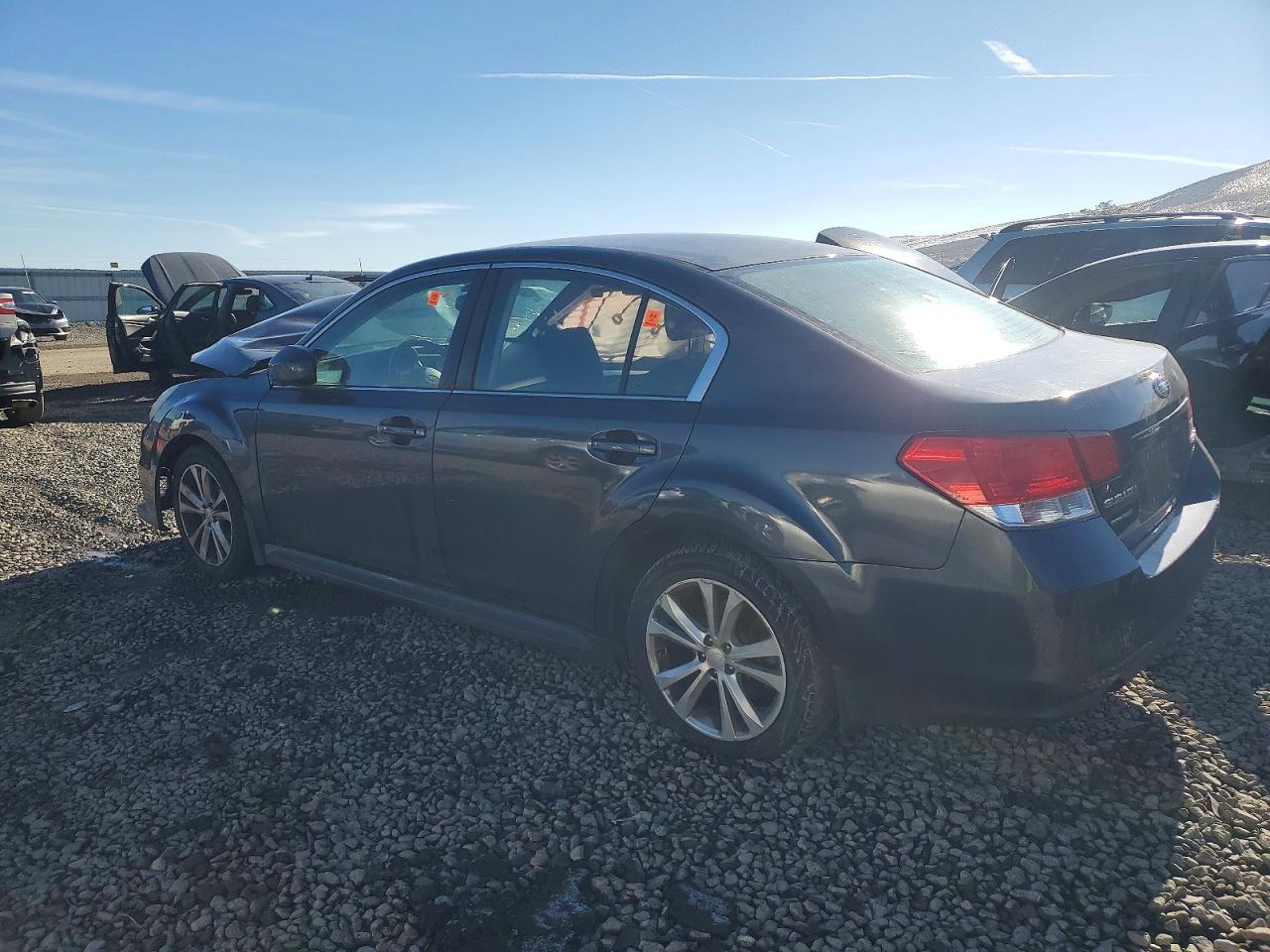 2013 SUBARU LEGACY