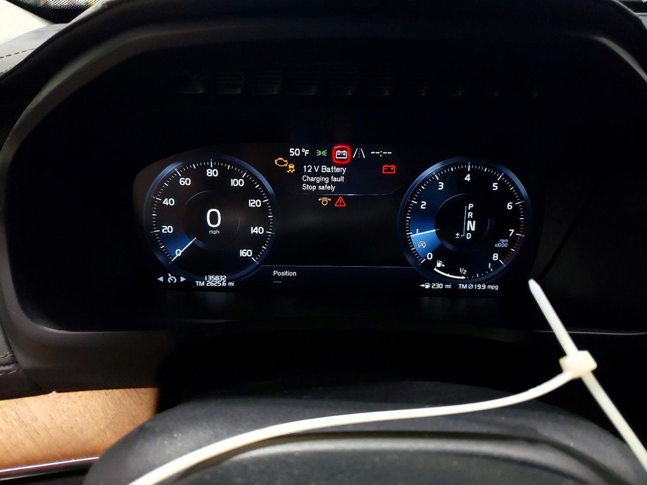 2016 VOLVO XC90